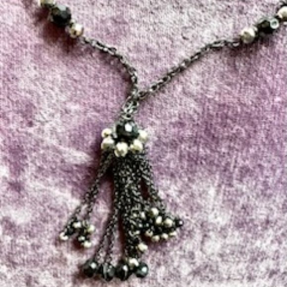 Silver Tassel Pendant with Shiny Beads - Picture 1 of 4